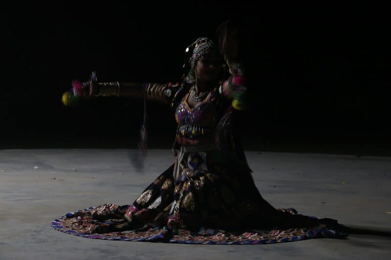 DANZATRICE-KALBELIYA-1-(RAJASTHAN,-2018) Fotografia di Luciana Trappolino per Fine Aptitude sezione Fotografia